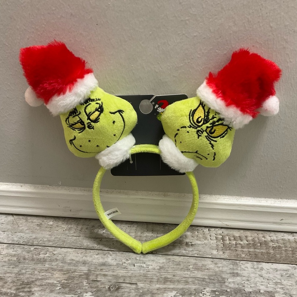 NWT Grinch headband